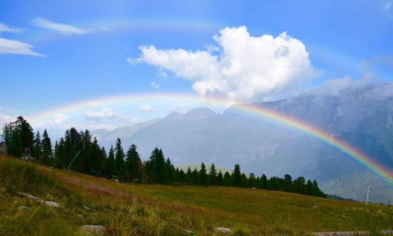 Rifugio Viviani Pradalago Madonna Exterior foto